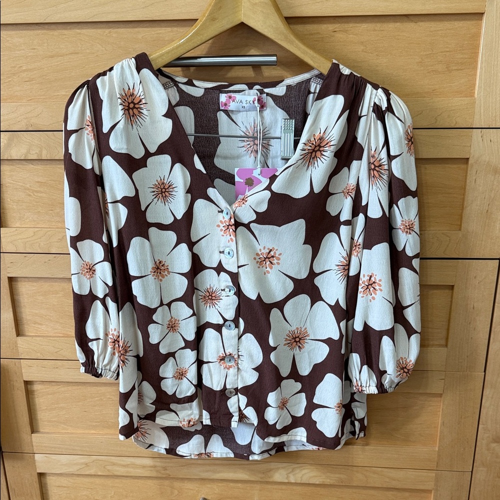 Fighting eel Ava sky top